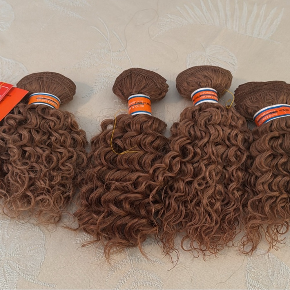 Hair Extensions bundle of 4 color 27